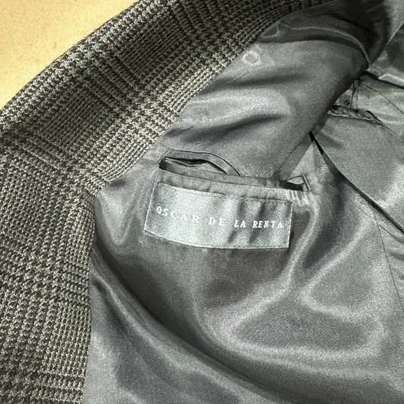 🕴️ Oscar de la Renta 100% Wool Blazer – Size 46R - Picture 6 of 6